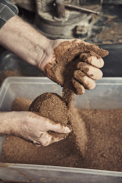 Dorodango: The Japanese Art of Making Mud Balls Laurence King Publishing