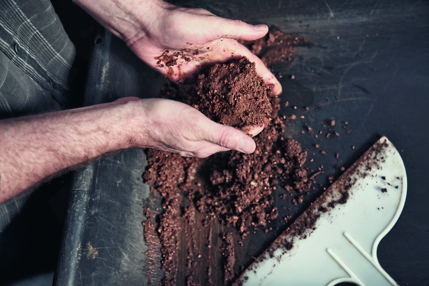 Dorodango: The Japanese Art of Making Mud Balls Laurence King Publishing