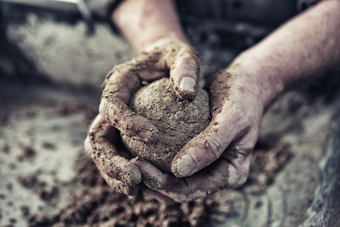 Dorodango: The Japanese Art of Making Mud Balls Laurence King Publishing